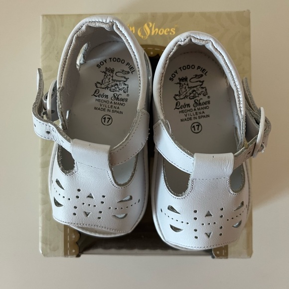 Baby Girl Leather Sandals Size 2 - Picture 3 of 4